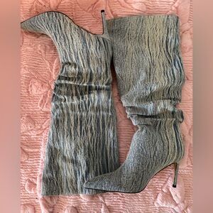 Stylish Gray Women's Boots